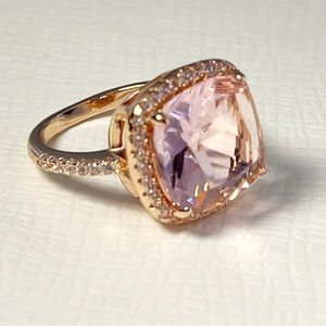 🗽NWT/Simulated Morganite and Simulated Diamond Halo Ring in Rosetone 10.50 ctw